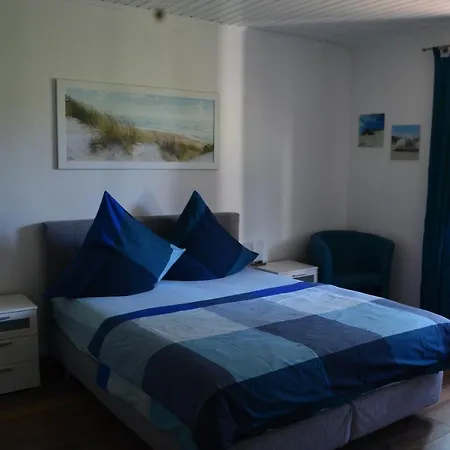 Yacht Im Schiffehaus