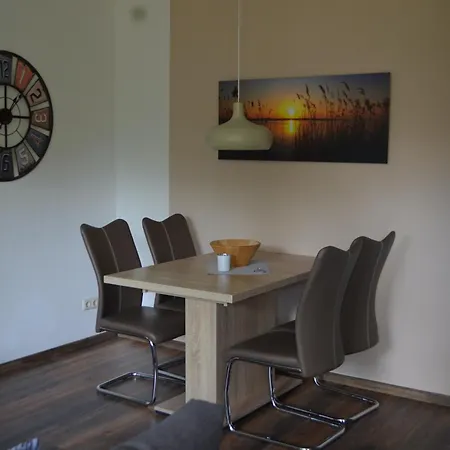 Yacht Im Schiffehaus Apartmán *