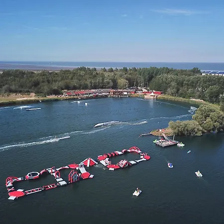 Yacht Im Schiffehaus * Schillig